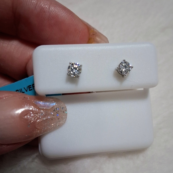 925 SS Moissanite Screwback Stud Earrings